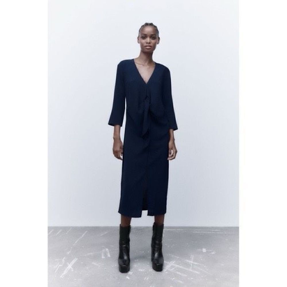 NWT ZARA Gorgeous L Dark Navy Blue close Black Knotted Fluid Loose V Neck Dress